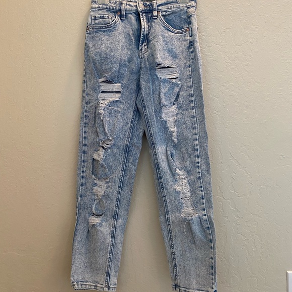 Ripped jeans - Picture 3 of 5